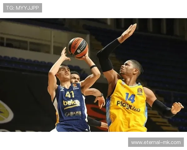 费内巴切中场渗透战术奏效,客场逆转对手斩获关键三分