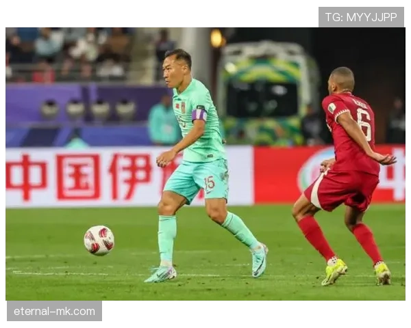 2023年亚洲杯：卡塔尔打造足球盛宴，激烈对决引发热烈关注