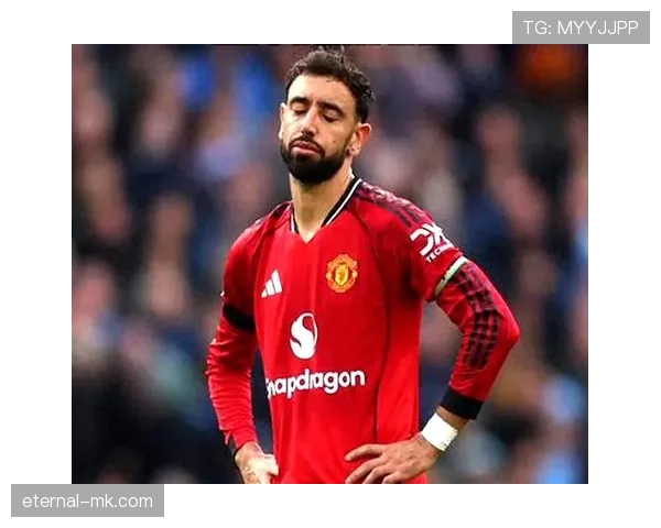 B费与芒特:曼联中场组织者战术角色与效率对比分析 B费与芒特:曼联中场组织者战术角色与效率对比分析