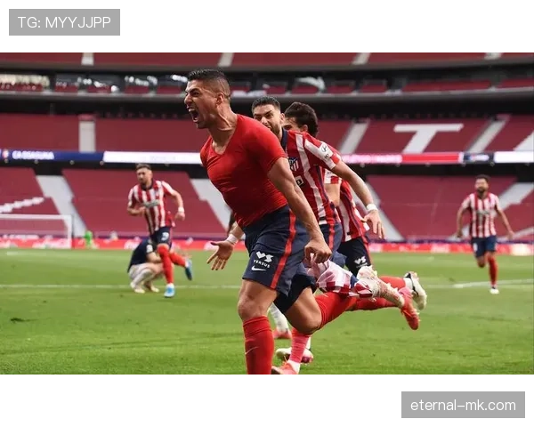 苏亚雷斯训练完偷偷吃炸鸡被拍，这自律人设还立得住吗？